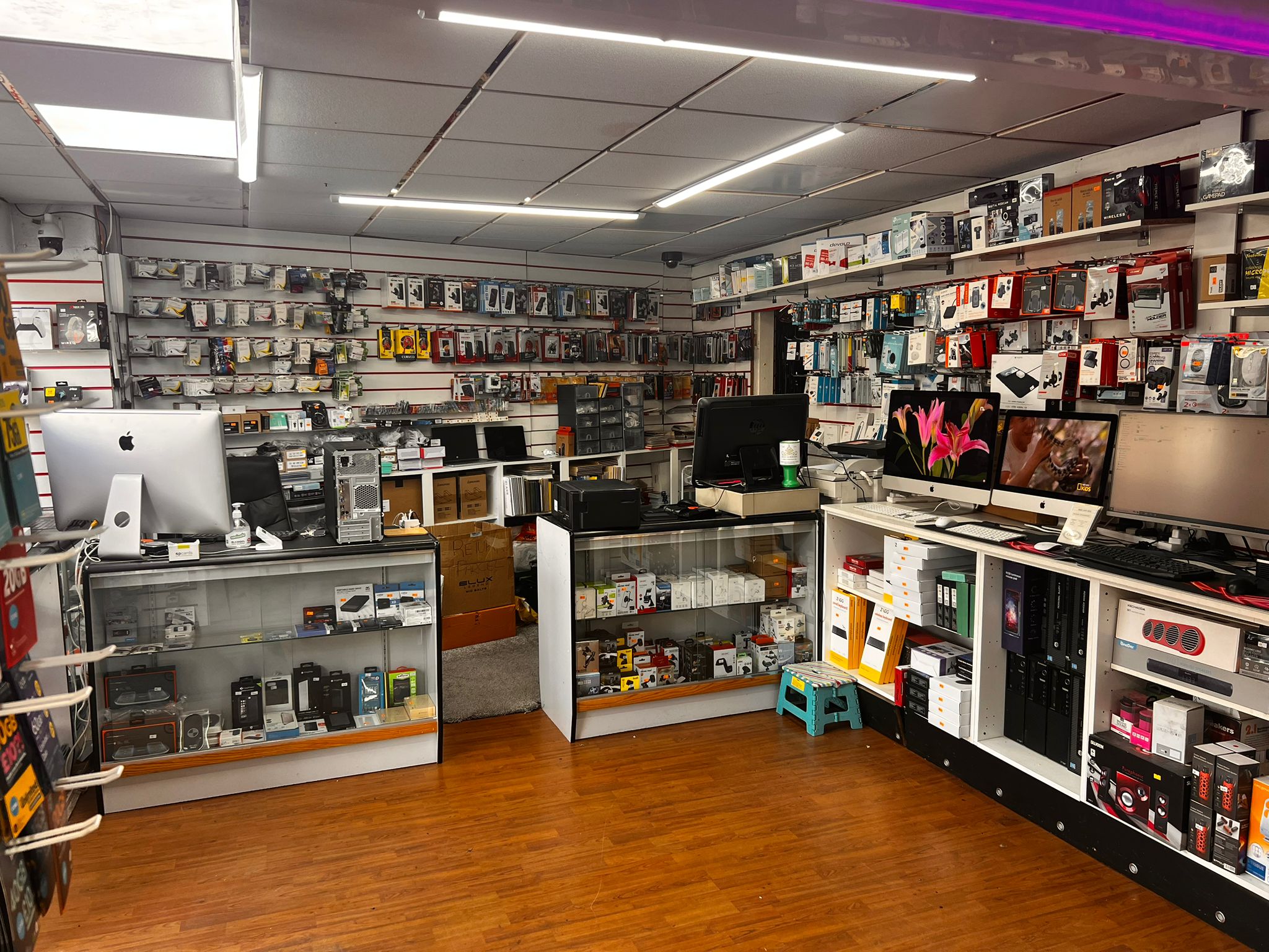 PC Waves Interior